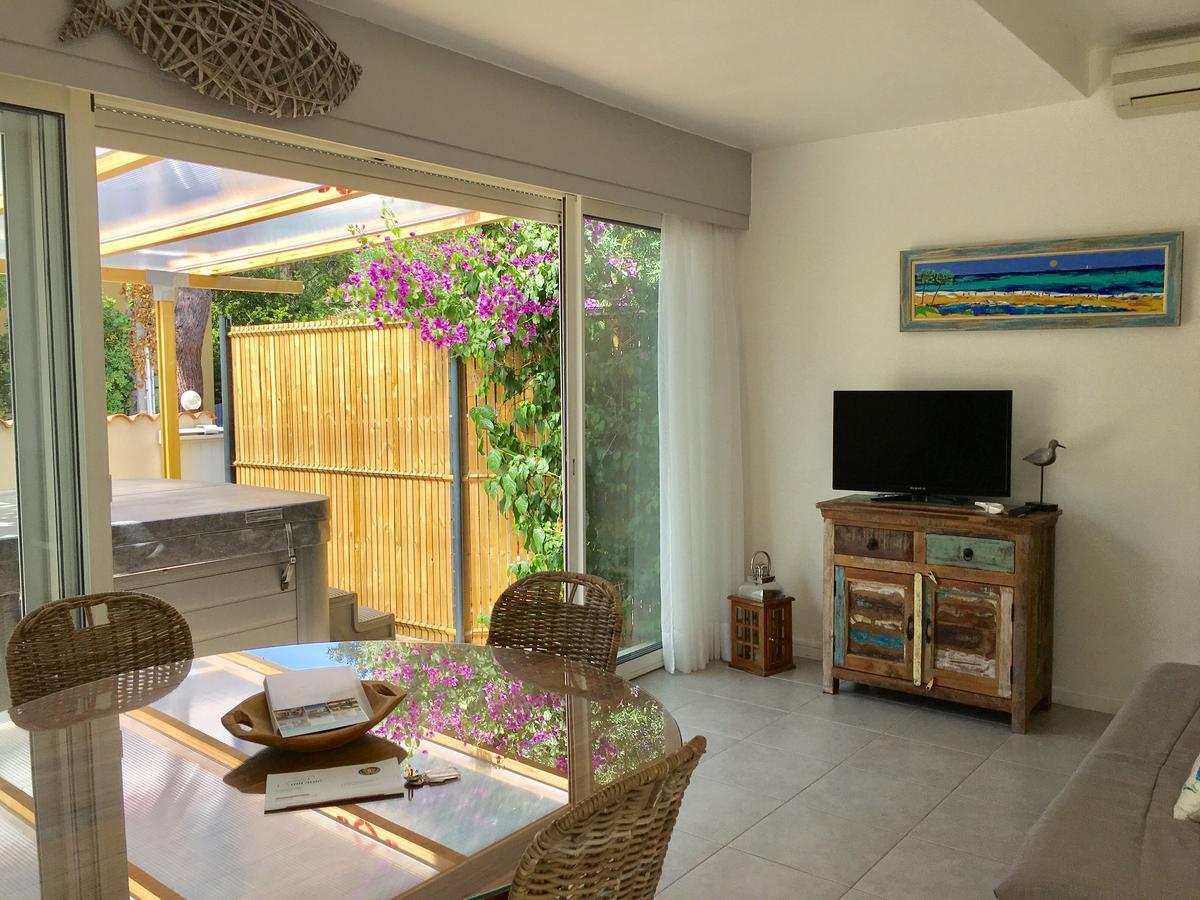Villa L'Amiraute 아그 외부 사진